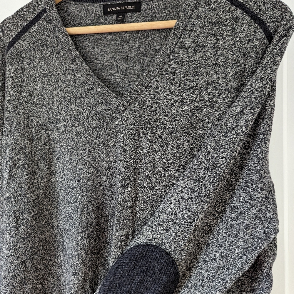 Banana Republic Men's Sweater With Elbow Patches